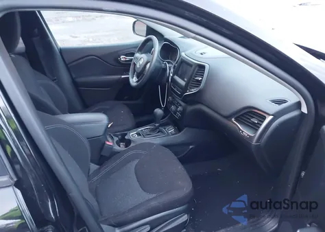 2020 Jeep Cherokee Latitude Fwd z USA, uszkodzony, nr VIN 1C4PJLCB7LD577664